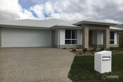 32 Muller St, Redland Bay, QLD 4165