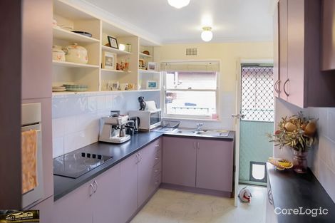 Property photo of 2/3 Buckle Crescent West Wollongong NSW 2500