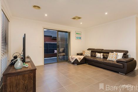 Property photo of 2 Bluestone Court Point Cook VIC 3030