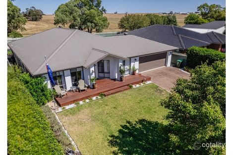 Property photo of 40 Cypress Point Drive Dubbo NSW 2830