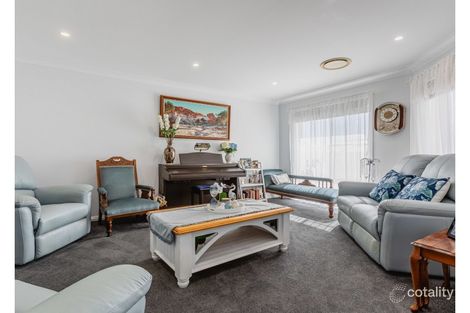 Property photo of 40 Cypress Point Drive Dubbo NSW 2830