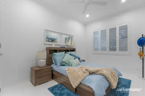 Property photo of 4 Sunset Place Jacobs Well QLD 4208