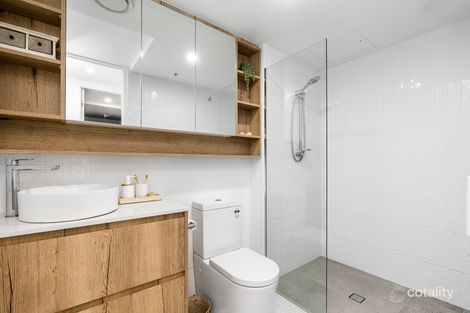 Property photo of 402/28-30 Musgrave Street Coolangatta QLD 4225