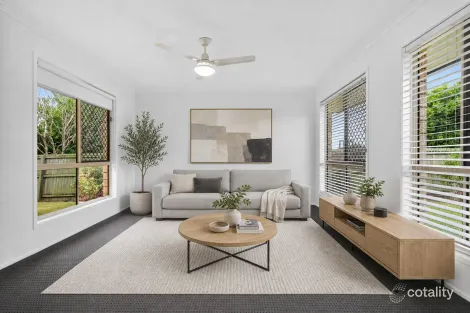 Property photo of 3 Glengarry Lane Raceview QLD 4305