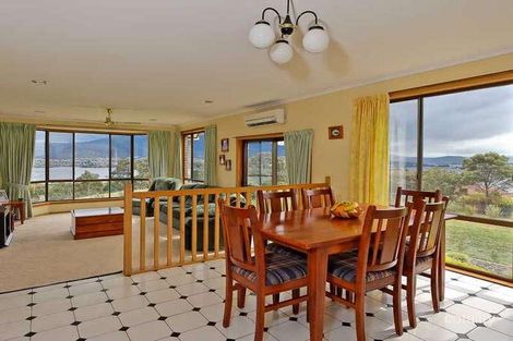 Property photo of 16 Roebourne Road Otago TAS 7017