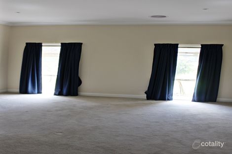 Property photo of 12 Cassandra Close Gisborne VIC 3437