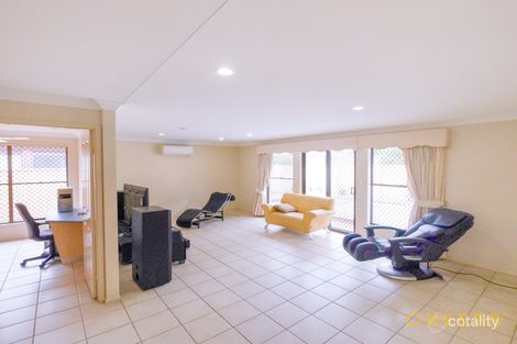 34 Faringdon St, Robertson, QLD 4109