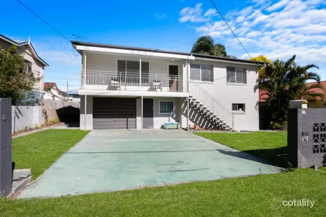 19 Bell St, Woody Point, QLD 4019