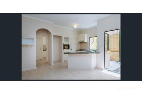 Property photo of 5/10 Fairhaven Terrace Hillarys WA 6025