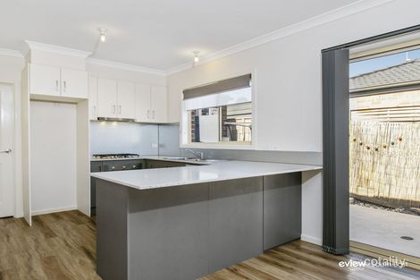 Property photo of 2/2 Anderson Street Pakenham VIC 3810
