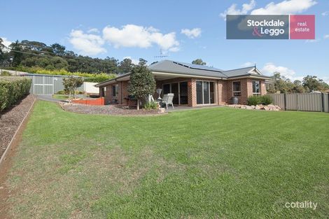 Property photo of 4 Waterside Drive Drouin VIC 3818