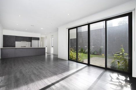 Property photo of 10 Hewitt Avenue Footscray VIC 3011
