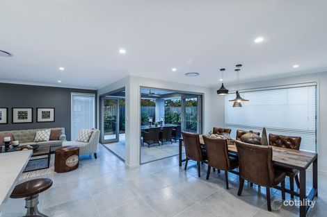 Property photo of 15 Flinders Circuit Fitzgibbon QLD 4018