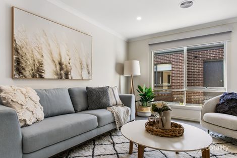 Property photo of 32 Carriage Drive Warragul VIC 3820
