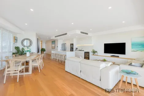 Property photo of 5/174 Pacific Parade Bilinga QLD 4225