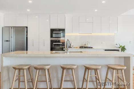 Property photo of 5/174 Pacific Parade Bilinga QLD 4225