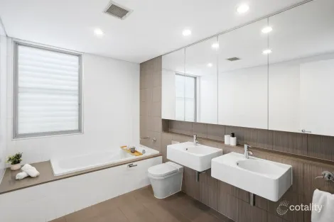 Property photo of 13 Gubbuteh Road Little Bay NSW 2036