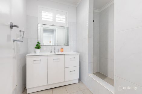 Property photo of 18 Manbari Crescent Wanneroo WA 6065