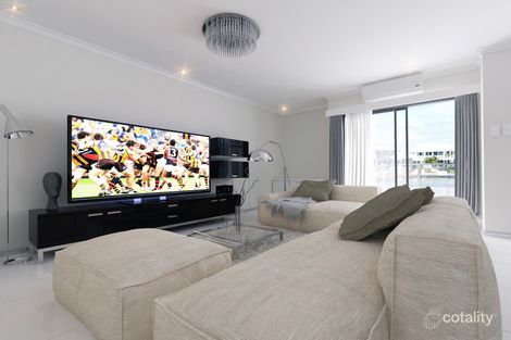 Property photo of 1 Apollo Place Halls Head WA 6210