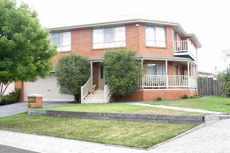 6 Kimberley Way, Bulleen, VIC 3105