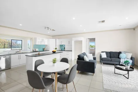 Property photo of 12 Franklin Terrace Mount Gambier SA 5290