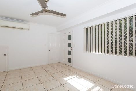 Property photo of 2/19 Vincent Street Indooroopilly QLD 4068