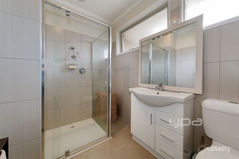 Property photo of 4/3 Doolan Street Werribee VIC 3030