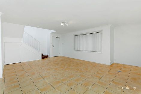 Property photo of 4/21 Bode Avenue North Wollongong NSW 2500