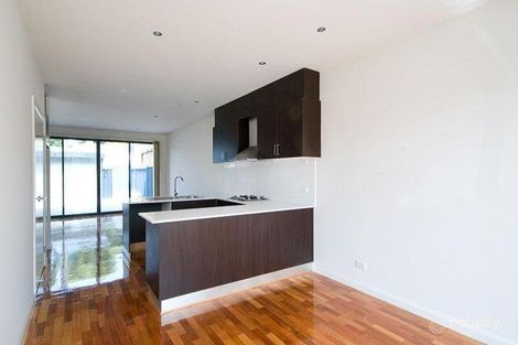 Property photo of 102 Ross Street Port Melbourne VIC 3207