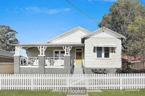 2/243 Maitland Rd, Cessnock, NSW 2325