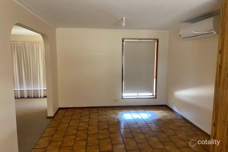 Property photo of 2/45 Chirnside Avenue Werribee VIC 3030