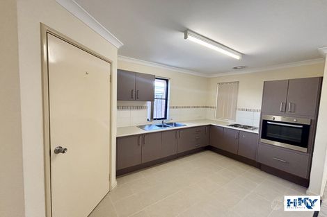 Property photo of 15 Interlaken Loop Ellenbrook WA 6069