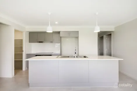 Property photo of 53 Adelaide Street Cranley QLD 4350