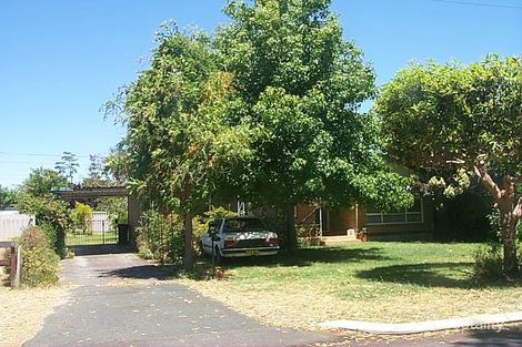 24 Hendra St, Cloverdale, WA 6105