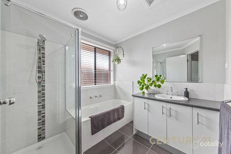 Property photo of 12 Goshawk Drive Pakenham VIC 3810