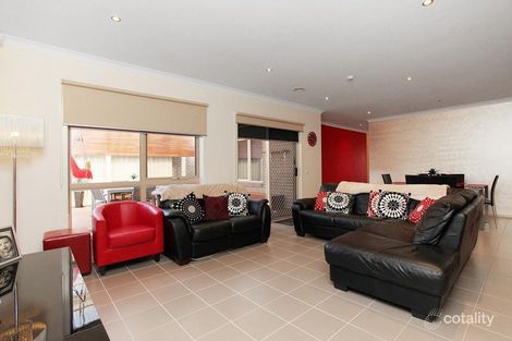 Property photo of 2/5 Vilnius Way Truganina VIC 3029