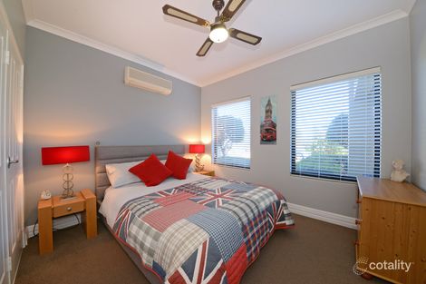 Property photo of 21 Manta Pass Mindarie WA 6030