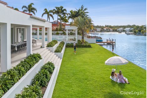 Property photo of 143 Shorehaven Drive Noosaville QLD 4566