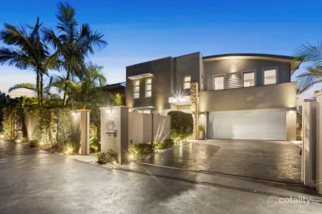 Property photo of 101 Cabbage Tree Road Bayview NSW 2104