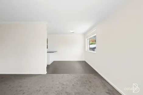 Property photo of 5 Wyatt Street Torrens ACT 2607