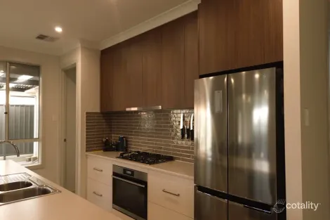 Property photo of 6 Parkvale Drive Angle Vale SA 5117