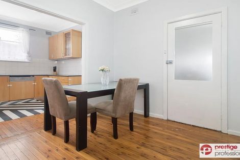 Property photo of 17 Doran Avenue Lurnea NSW 2170