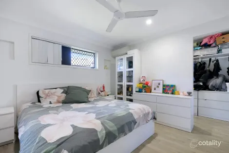 Property photo of 5 Matthew Court Griffin QLD 4503