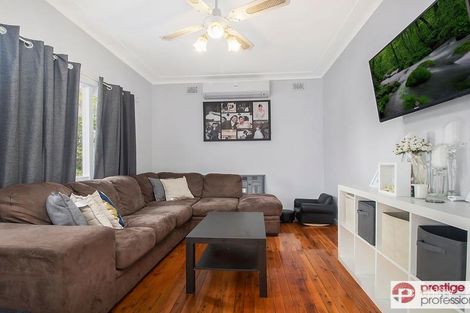 Property photo of 17 Doran Avenue Lurnea NSW 2170