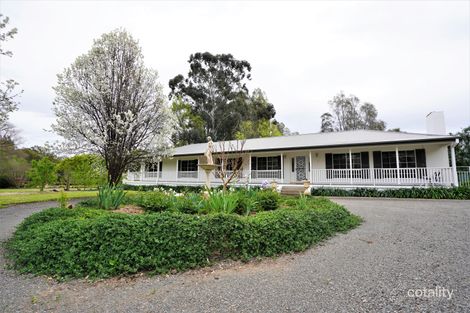 18 Fawcett Dr, Lake Wyangan, NSW 2680