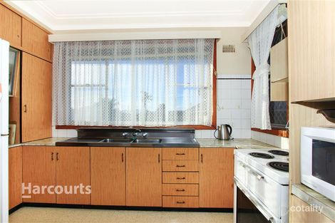 Property photo of 300 Shellharbour Road Barrack Heights NSW 2528