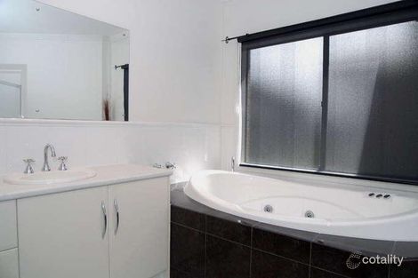 Property photo of 19 Mallard Crescent Mawson Lakes SA 5095