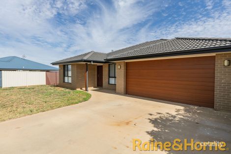 54 Holmwood Dr, Dubbo, NSW 2830