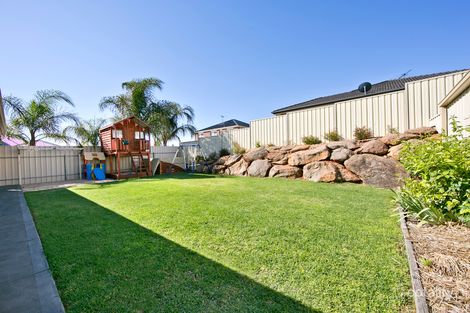 44 Thompson Cct, Evanston Park, SA 5116