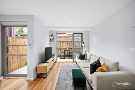 Property photo of 2/13 Winifred Street Essendon VIC 3040